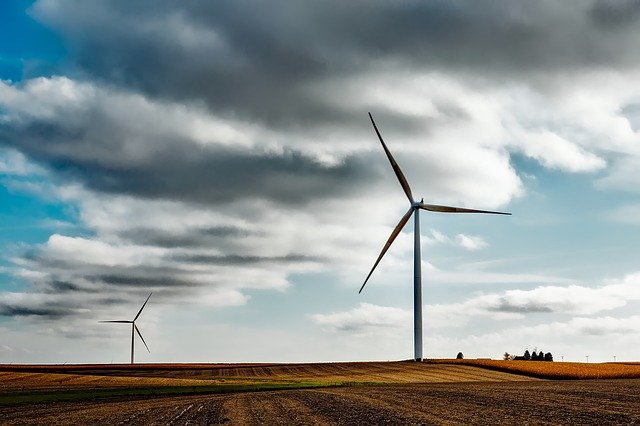 mâts d'éoliennes